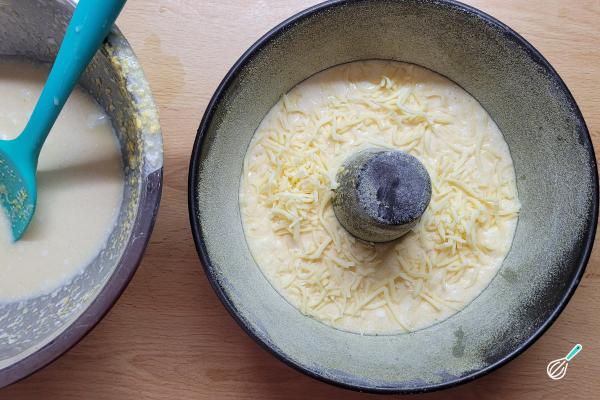 Receita de Bolo de farinha de milho com queijo - Passo 4