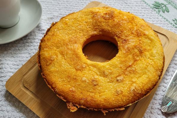 Receita de Bolo de farinha de milho com queijo - Passo 6