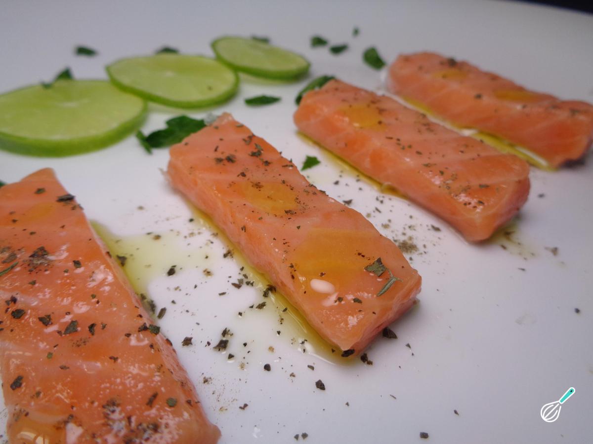 Receita de Salmão marinado com limão e endro