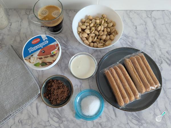 Receita de Tiramisu de pistache - Passo 1