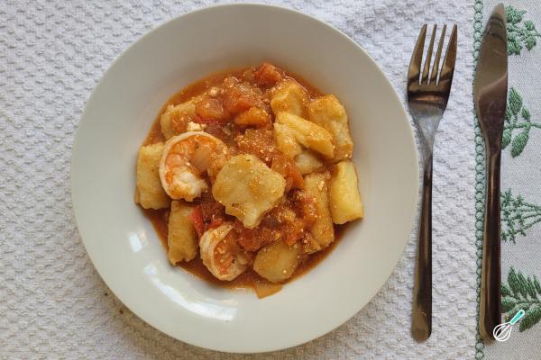 Receita de Nhoque com molho de camarão