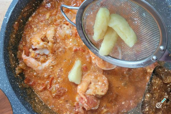 Receita de Nhoque com molho de camarão - Passo 13