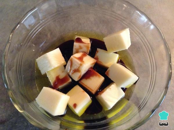 Receita de Cubos de queijo e castanhas - Passo 3