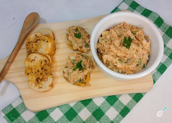 Receita de Patê de sardinha com maionese e cenoura