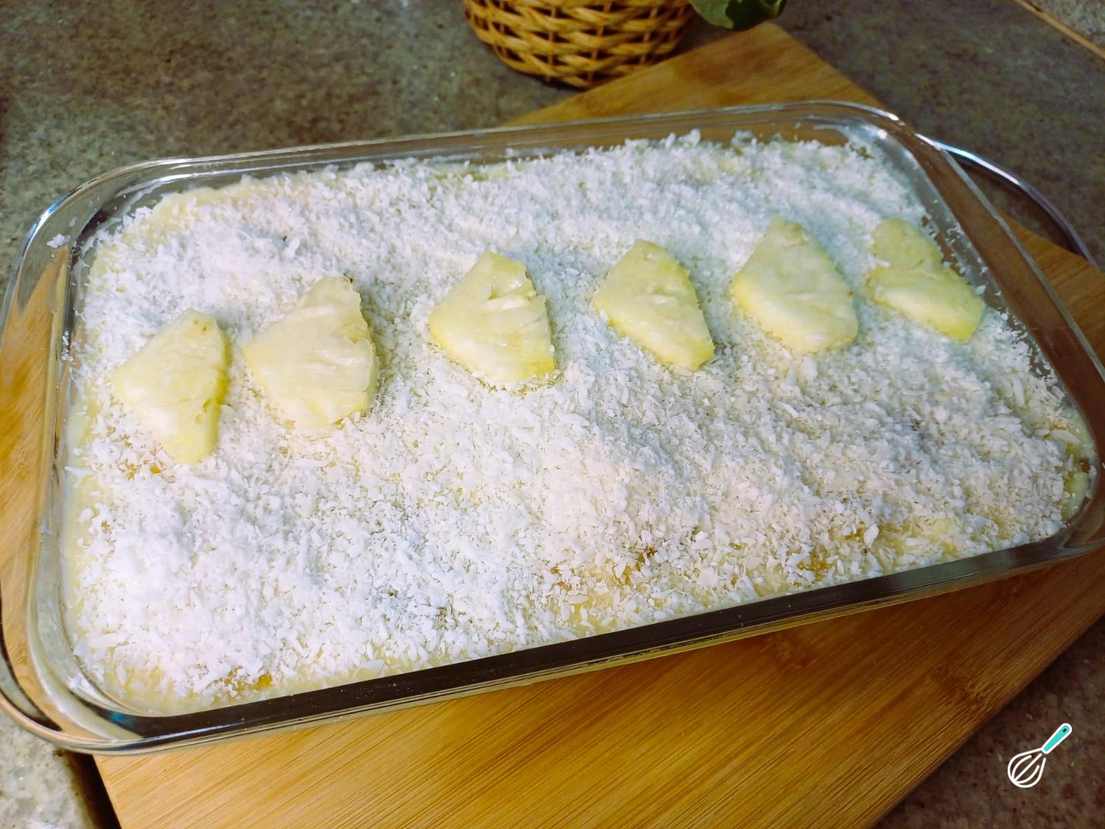 Pavê de abacaxi com coco: gostoso e refrescante