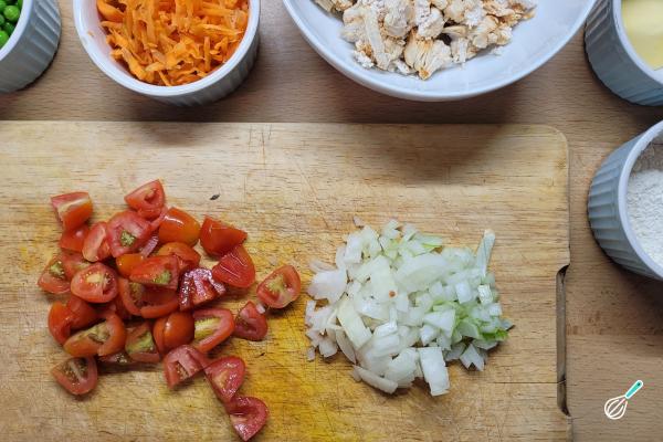 Receita de Torta de frango assada - Passo 2