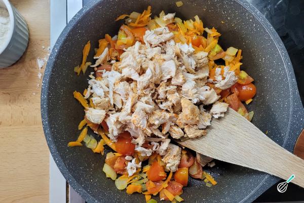 Receita de Torta de frango assada - Passo 6