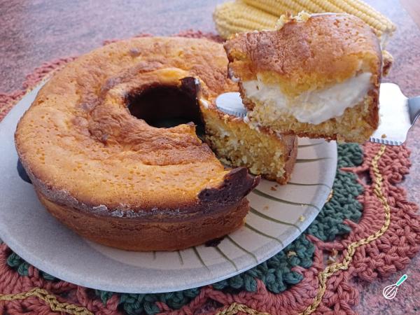 Receita de Bolo de milho com requeijão