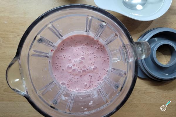 Receita de Iogurte batido com gelatina - Passo 5