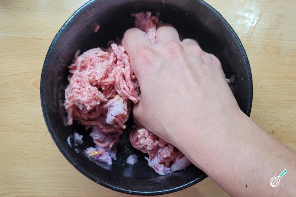Receita de Hambúrguer artesanal receita fácil - Passo 4