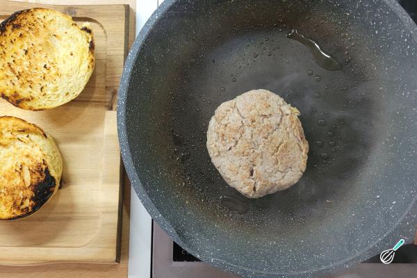 Receita de Hambúrguer artesanal receita fácil - Passo 10