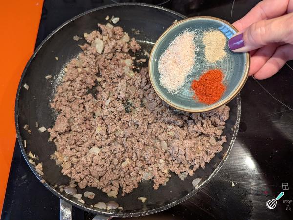 Receita de Carne moída com requeijão - Passo 4