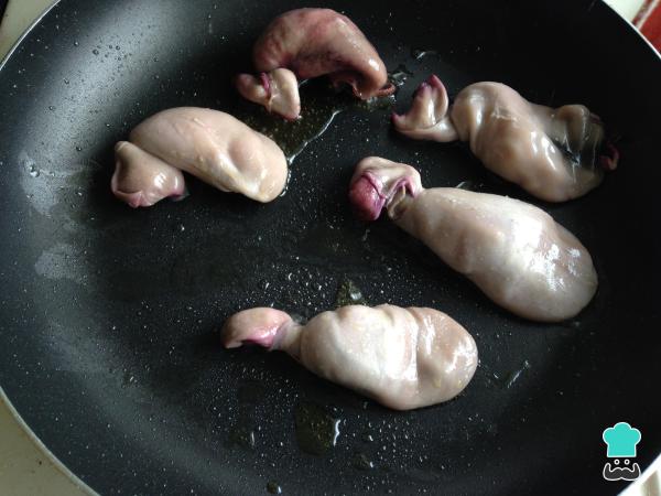 Receita de Deliciosas lulas na sua tinta - Passo 7