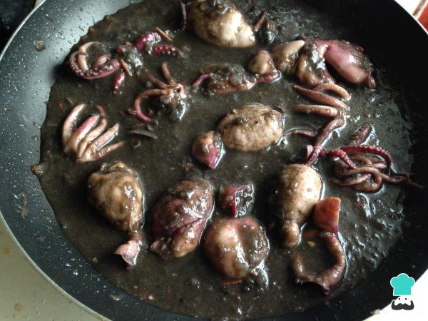 Receita de Deliciosas lulas na sua tinta - Passo 8