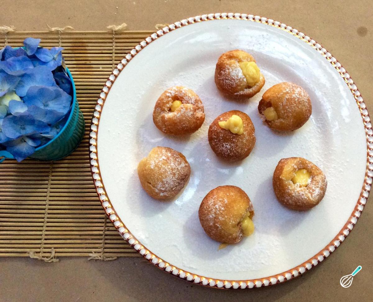 Receita de Sonho de creme simples