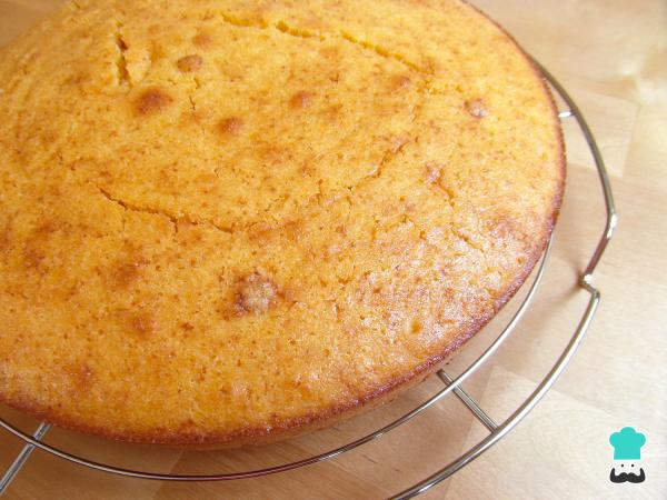 Receita de Bolo de cenoura com fubá de liquidificador
