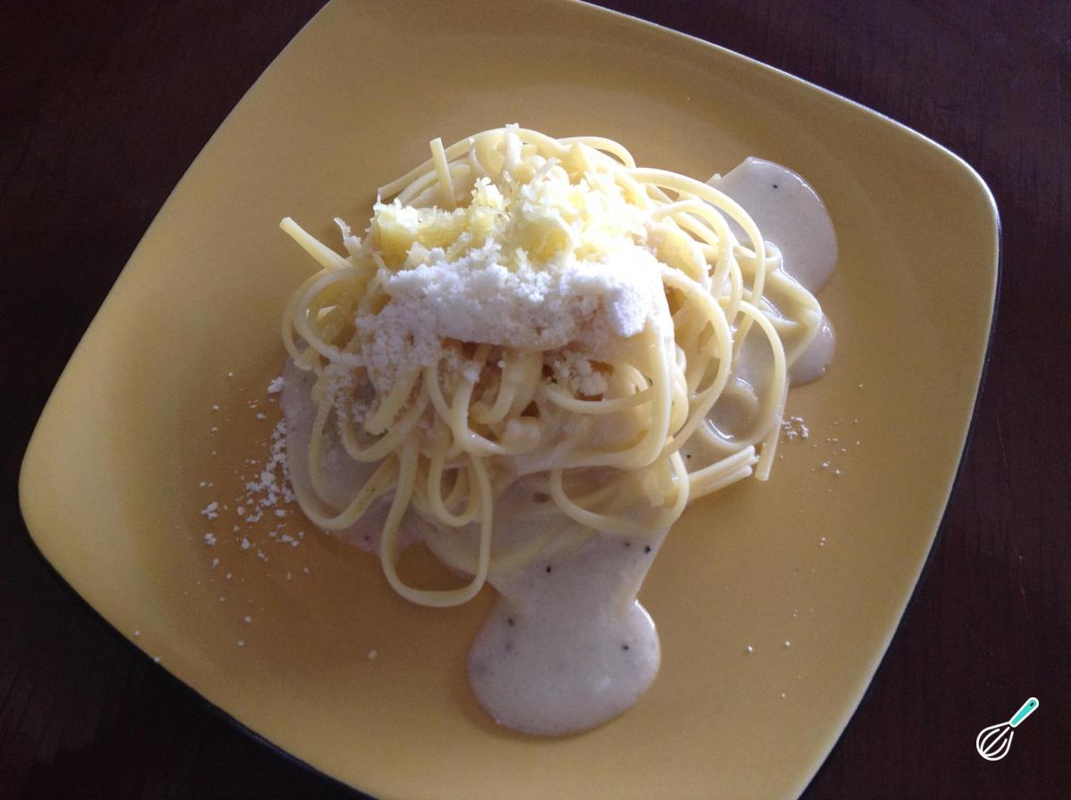 Receita de Espaguete em molho de queijo