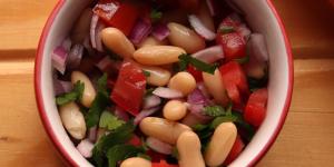 Receita de Salada de feijão branco