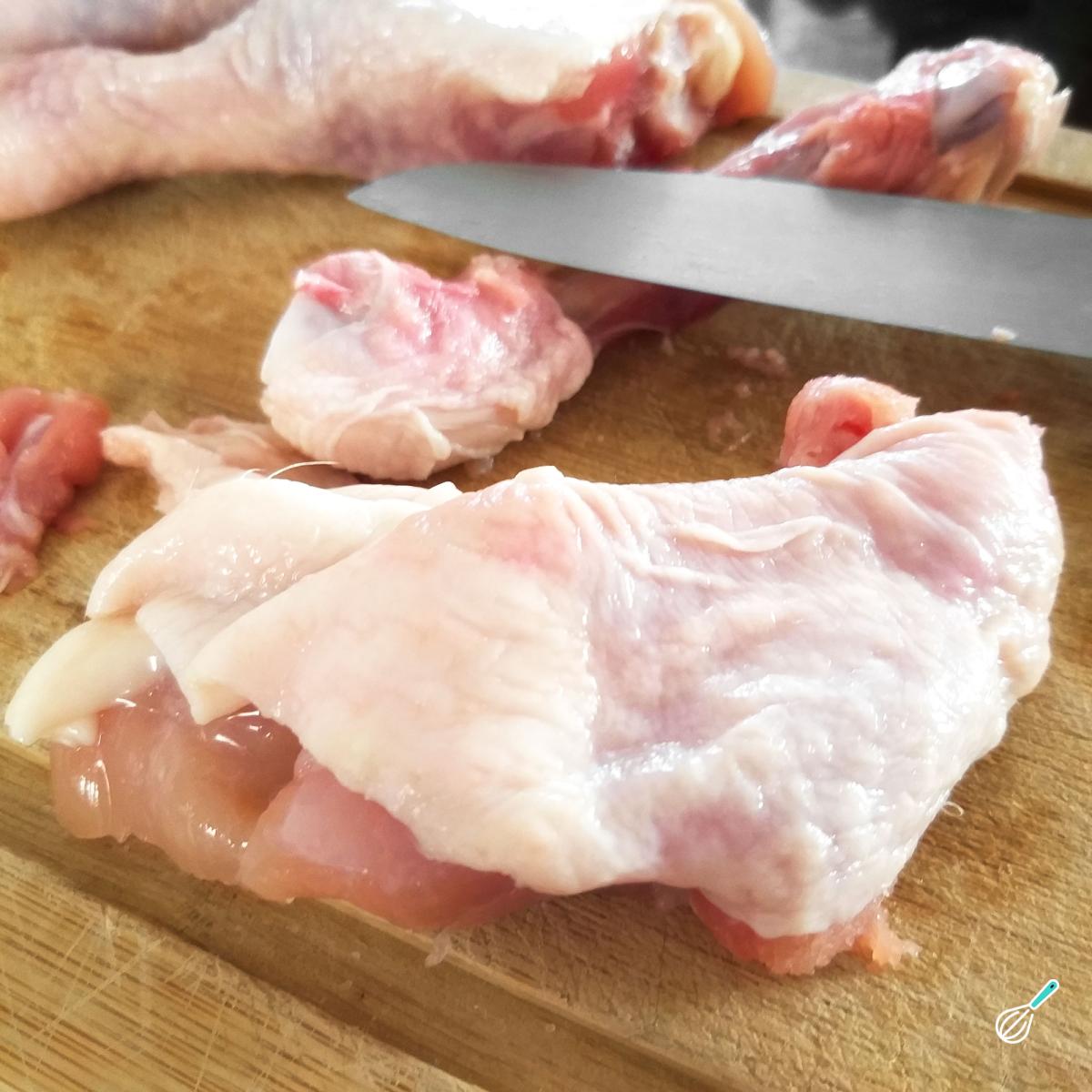 Como desossar coxa de frango