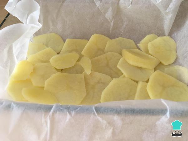 Receita de Batata gratinada com queijo, presunto e creme de leite - Passo 3