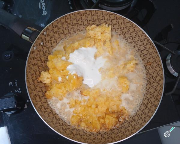 Receita de Escondidinho de mandioca com carne moída - Passo 8