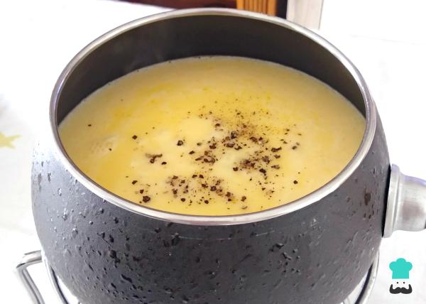 Receita de Fondue de queijo fácil