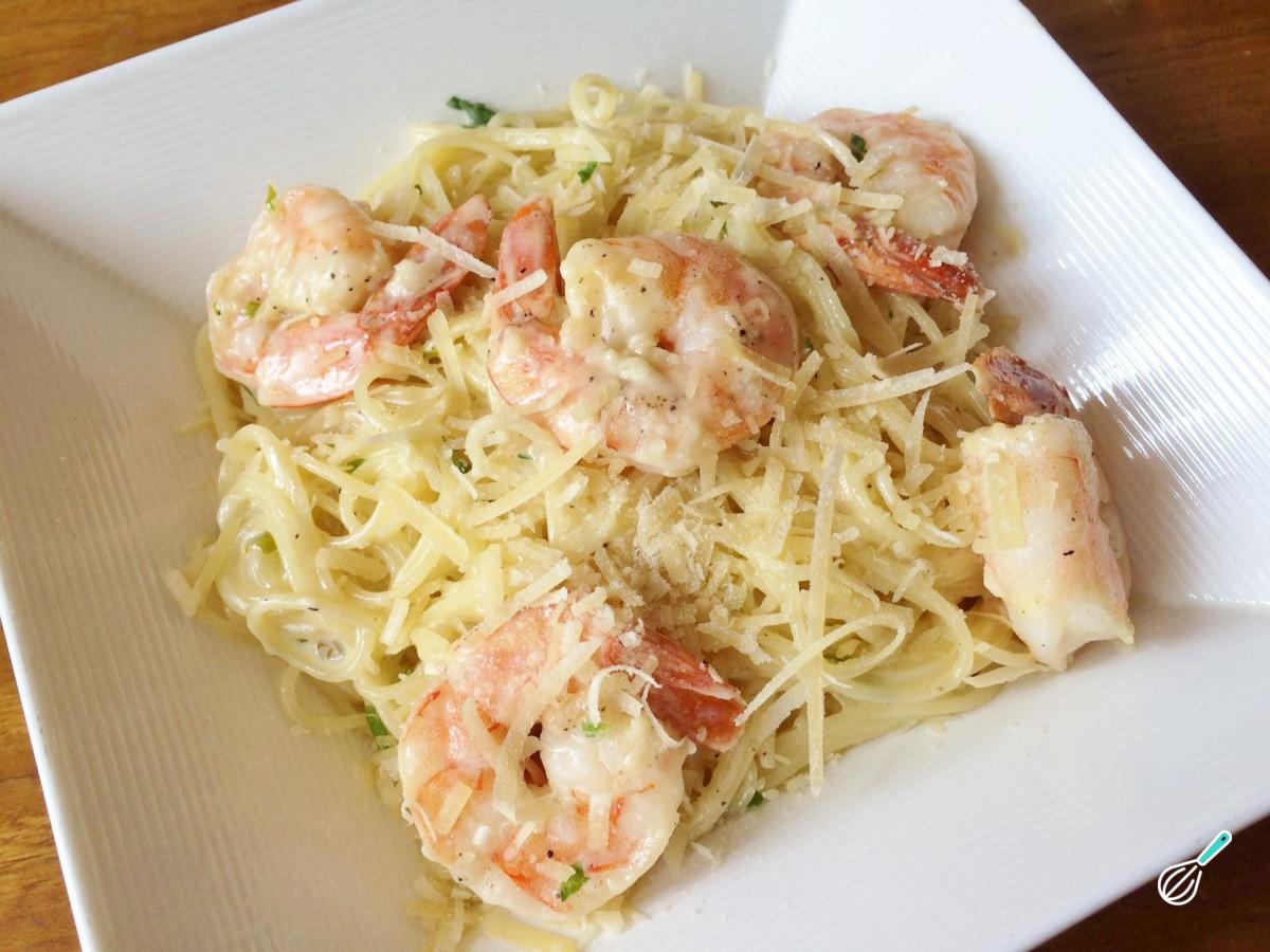 Receita de Fettuccine Alfredo com camarão
