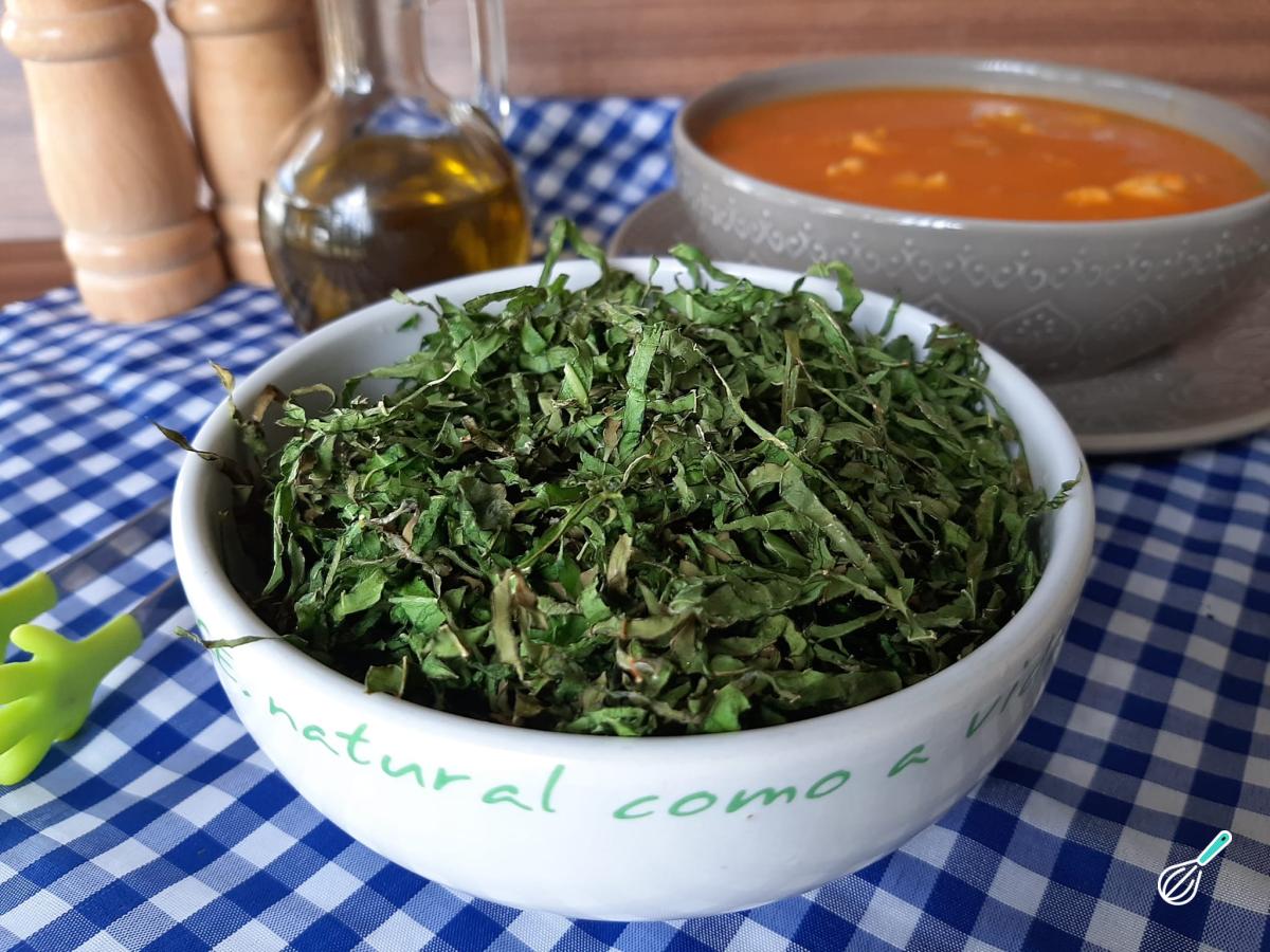 Receita de Couve crispy na air fryer