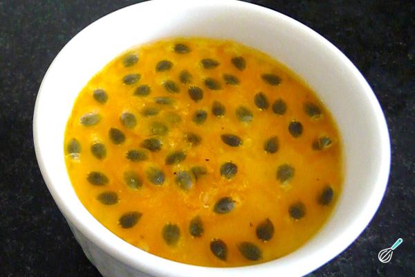 Receita de Calda de maracujá para mousse - Passo 3