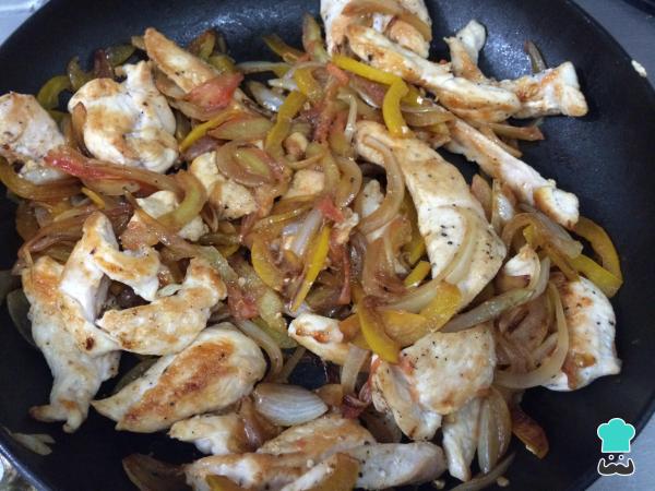 Receita de Fajitas de frango light - Passo 5