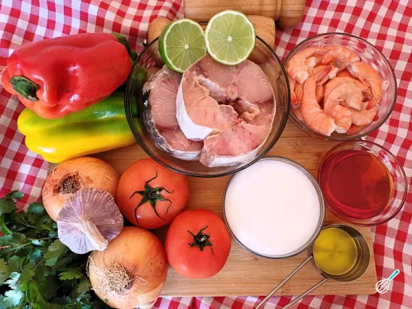 Receita de Moqueca de pintado com camarão - Passo 1