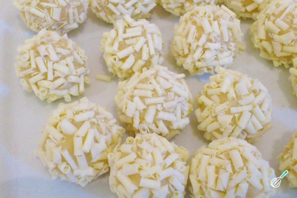 Receita de Brigadeiro branco gourmet - Passo 4