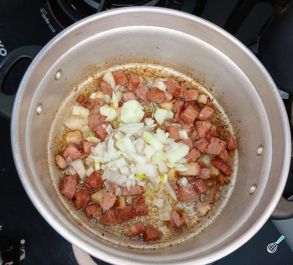 Receita de Virado de feijão com ovo - Passo 4