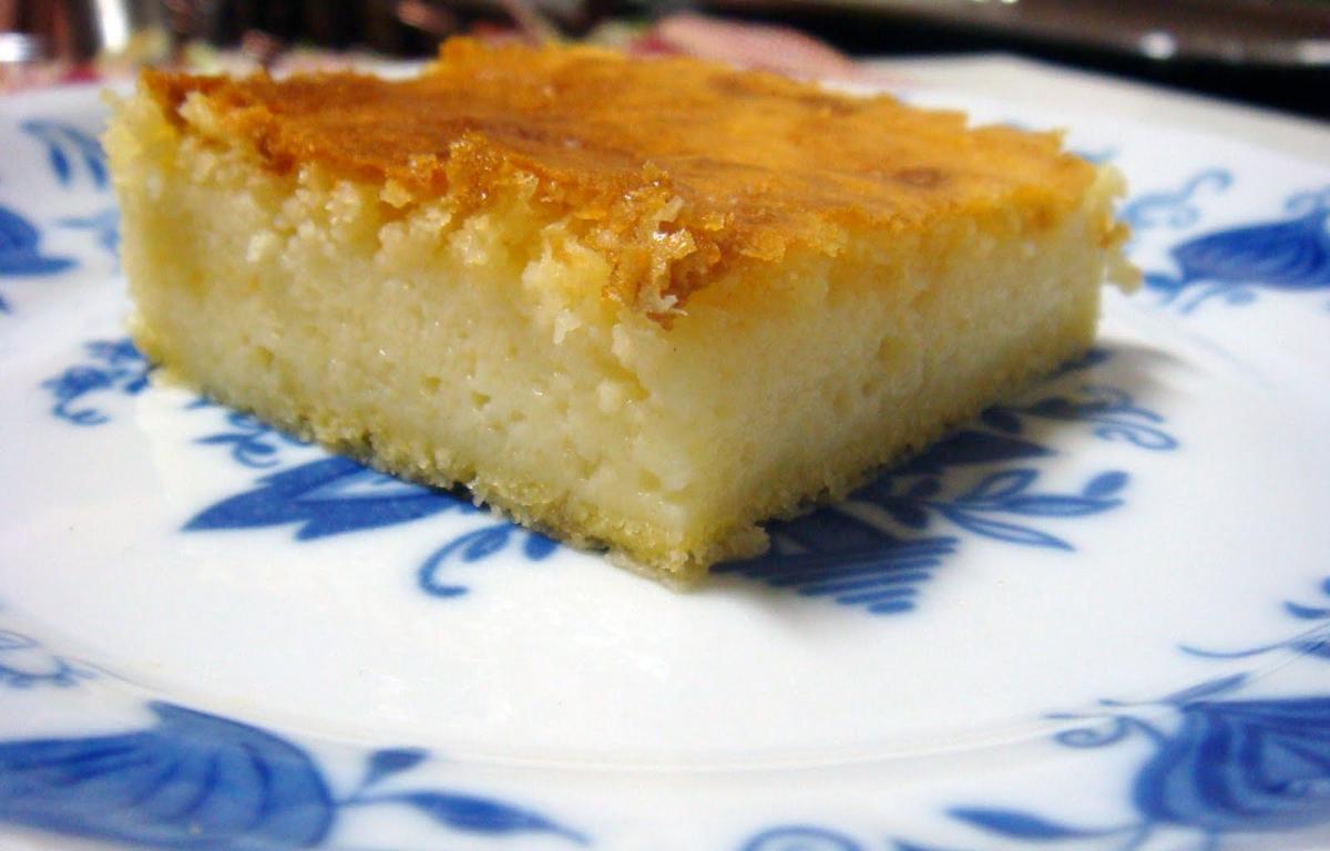 Receita de Bolo de queijo ralado simples