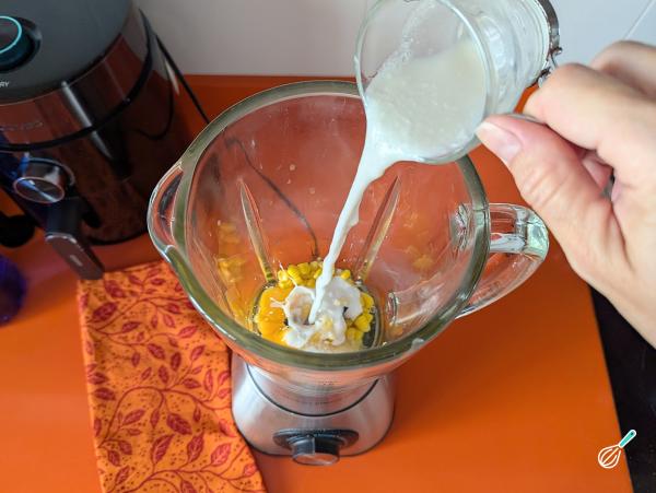 Receita de Bolo de milho de caneca - Passo 2