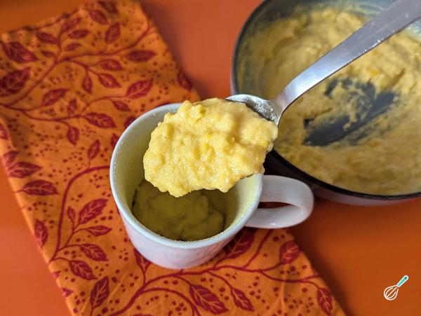 Receita de Bolo de milho de caneca - Passo 6