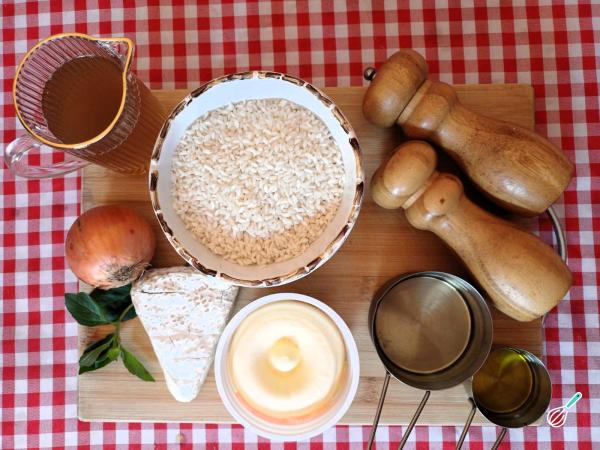 Receita de Risoto de queijo brie - Passo 1