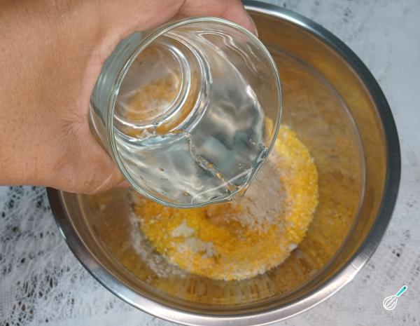 Receita de Cuscuz com ovo e queijo - Passo 2