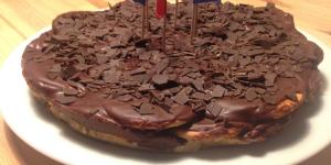 Bolo de biscoito e chocolate