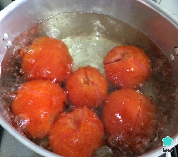 Receita de Macarrão arrabiata com frango - Passo 2