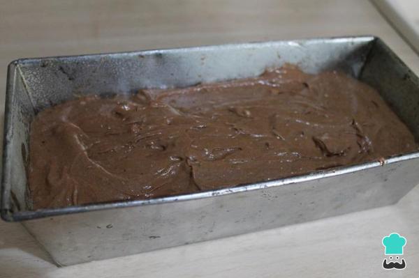 Receita de Bolo de chocolate úmido e fofo - Passo 5