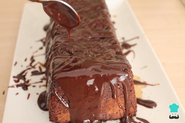 Receita de Bolo de chocolate úmido e fofo - Passo 9
