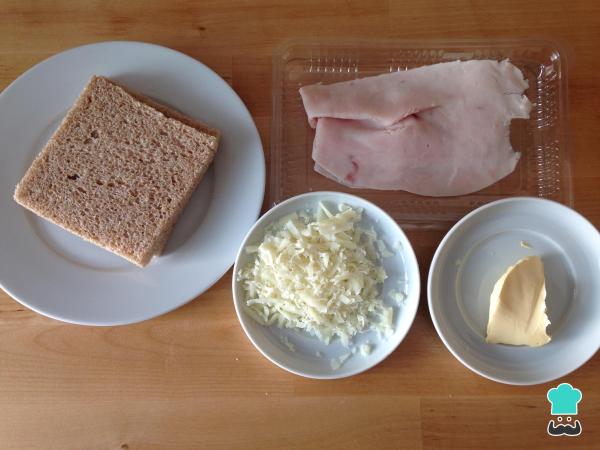 Receita de Sanduíche Croque-Monsieur - Passo 1