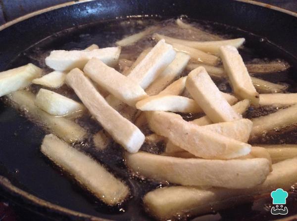 Receita de Batatas fritas com queijo - Passo 2