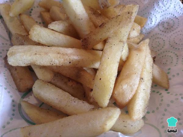 Receita de Batatas fritas com queijo - Passo 3