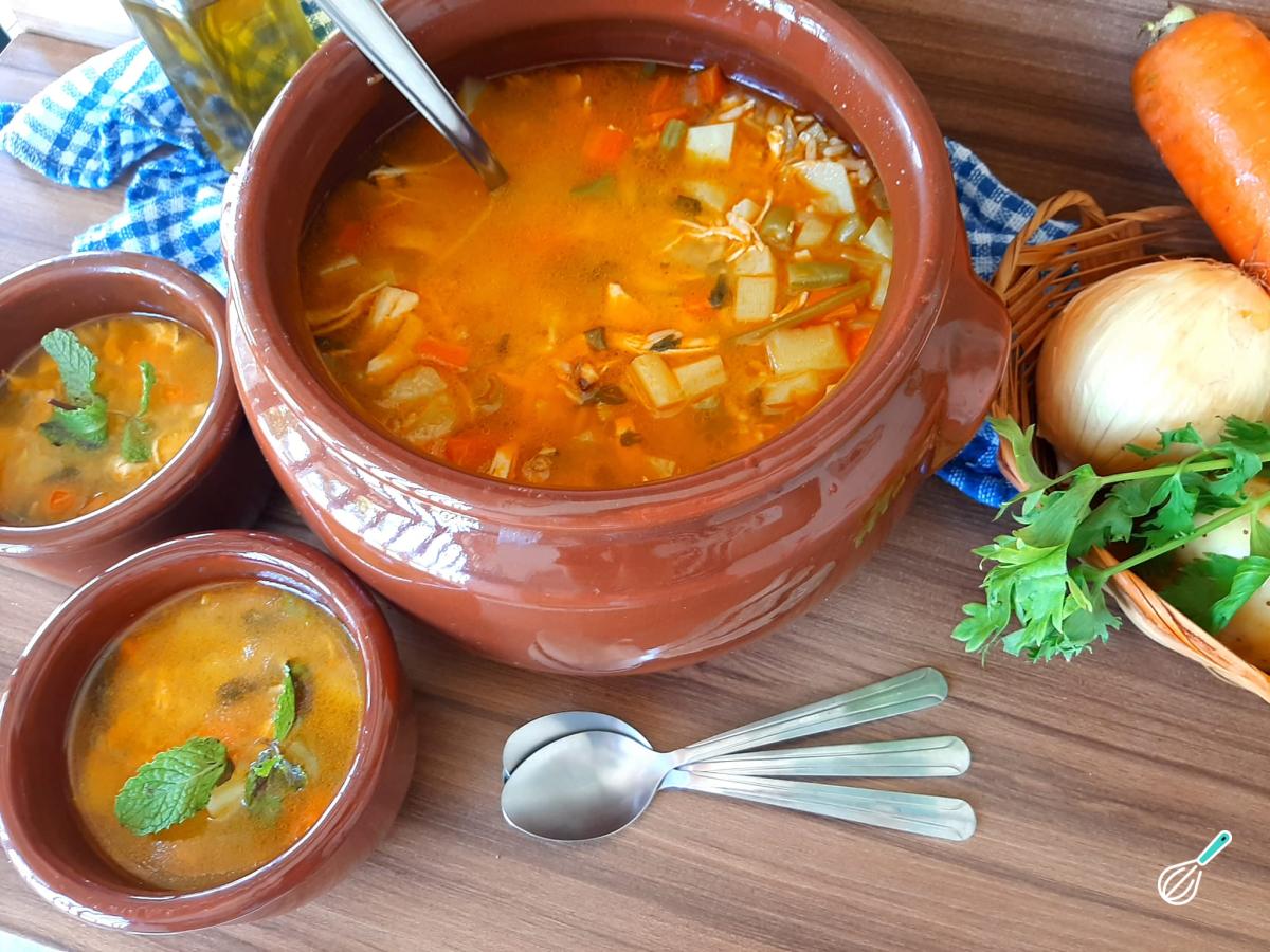 Receita de Canja de galinha da vovó