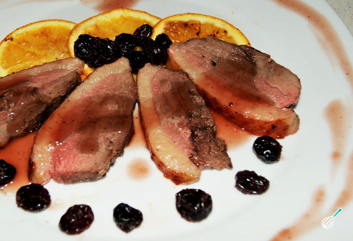 Receita de Magret de pato ao molho de arandos