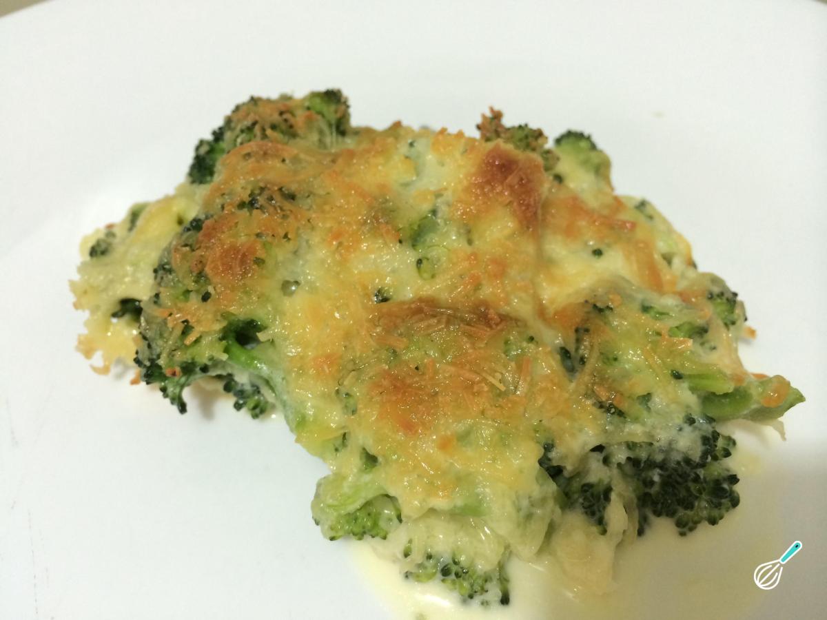Receita de Brócolis gratinado no forno
