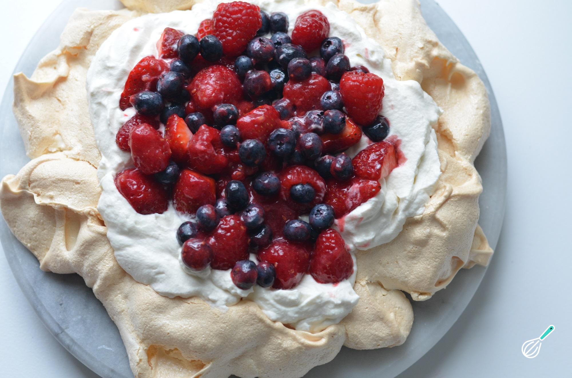 Pavlova De Frutas Vermelhas