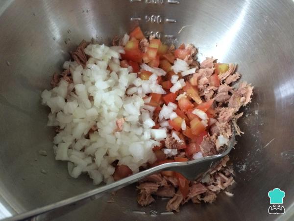 Receita de Salada de atum com laranja - Passo 2